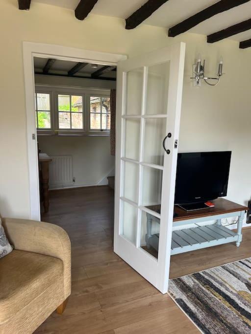Wish End Cottage Ratton 외부 사진