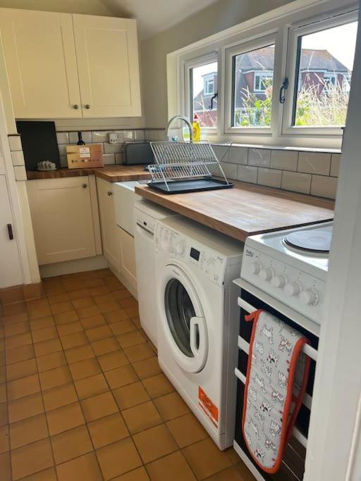 Wish End Cottage Ratton 외부 사진