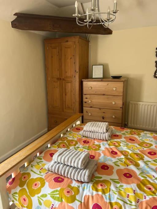 Wish End Cottage Ratton 외부 사진