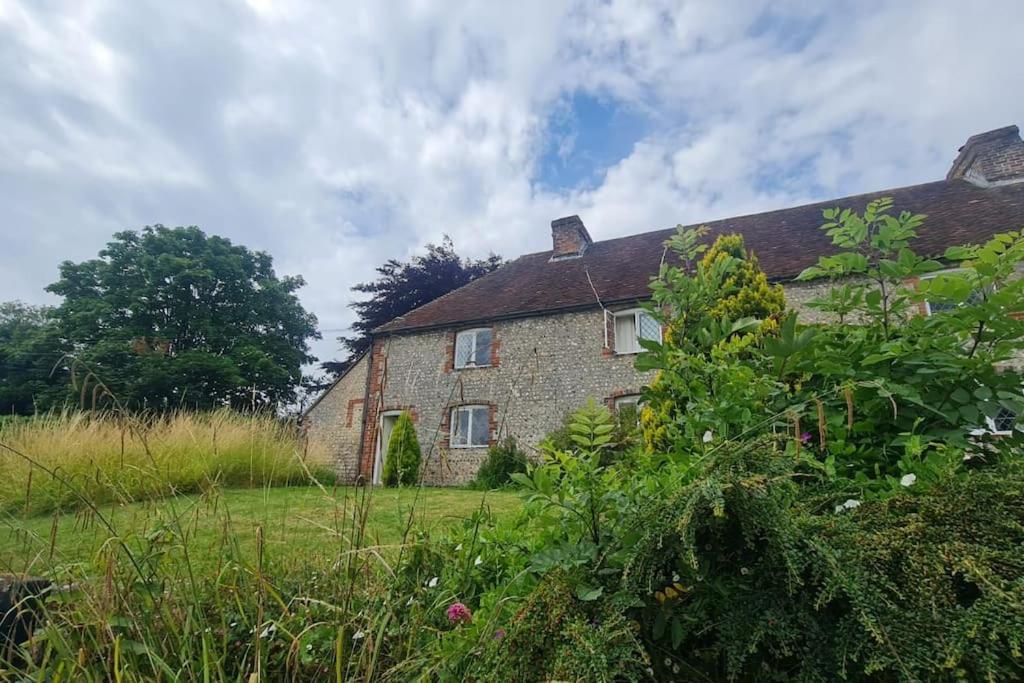 Wish End Cottage Ratton 외부 사진