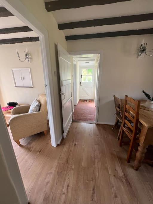 Wish End Cottage Ratton 외부 사진