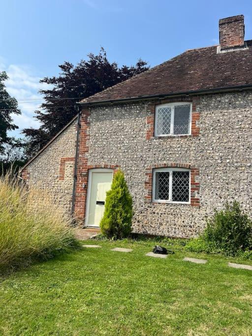 Wish End Cottage Ratton 외부 사진